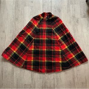RARE!!! 60s Beautiful. Unique Queen of the Capes Country Place Jacket Cape
